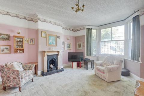 undefined, Cambridge Road, Southend-on-sea, SS1
