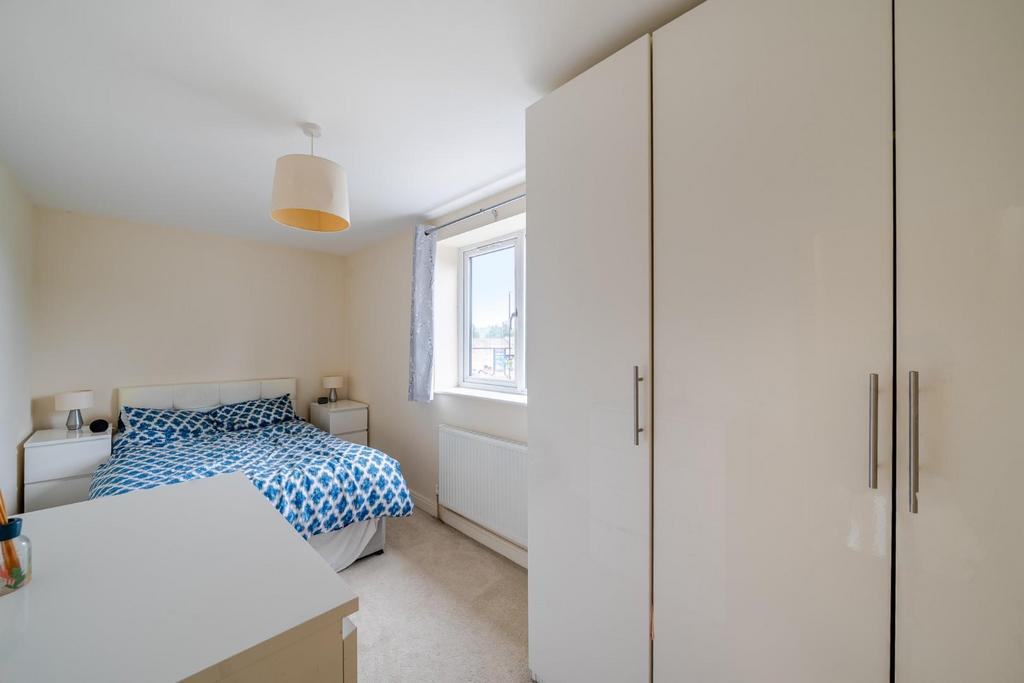 Principle bedroom.jpg