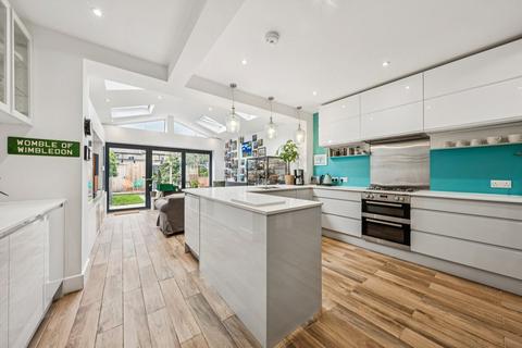 3 bedroom terraced house for sale, Worslade Road, London SW17