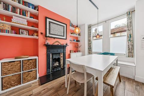 3 bedroom terraced house for sale, Worslade Road, London SW17