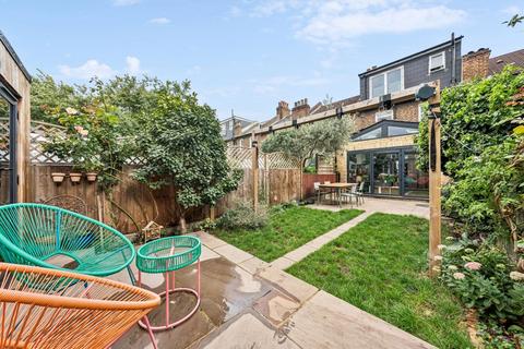 3 bedroom terraced house for sale, Worslade Road, London SW17