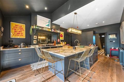 5 bedroom detached house for sale, Station Road, Burnham-on-Crouch, Essex, CM0