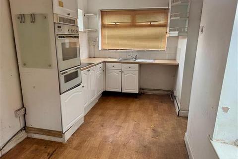 3 bedroom semi-detached house for sale, Kenyon Lane, Manchester
