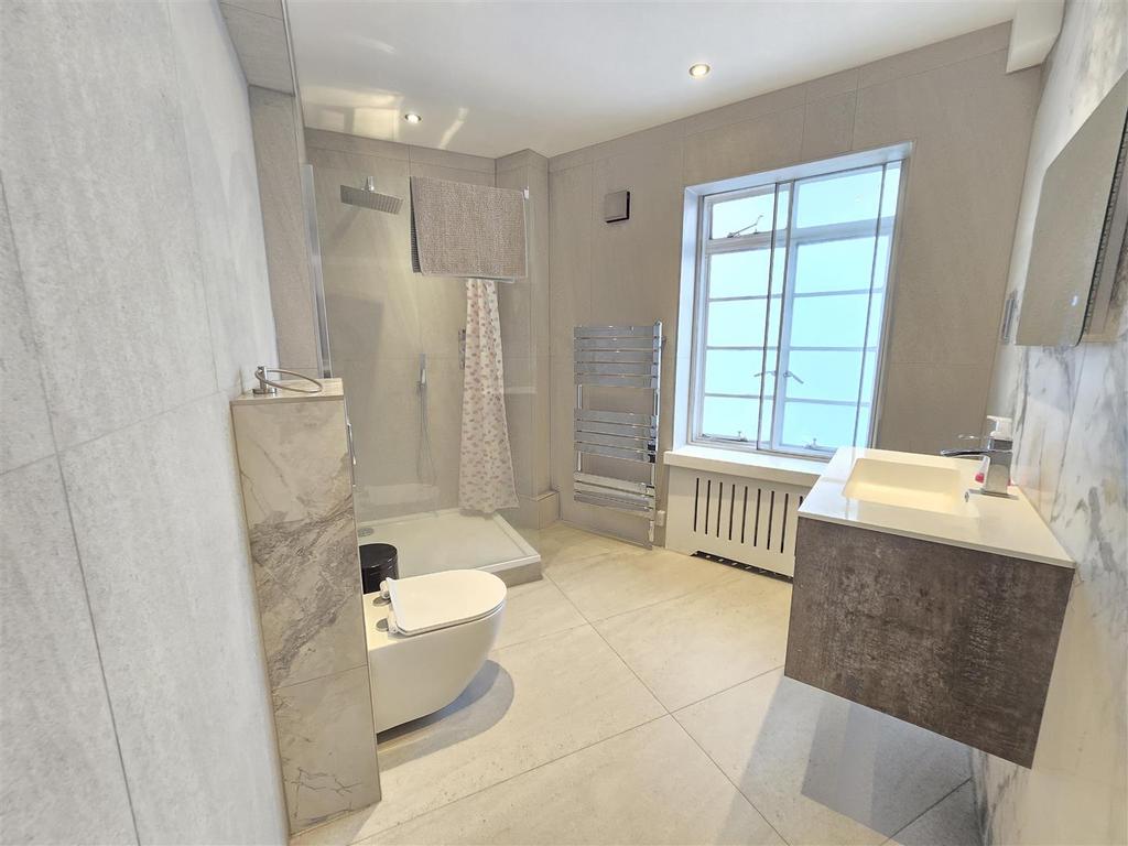 00 Shower room3.jpg