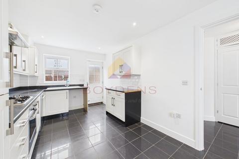 3 bedroom townhouse for sale, James Parnell Drive, Colchester CO2