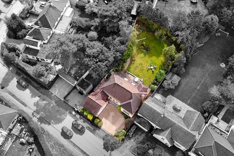 4 bedroom detached house for sale, Barry Drive, Kirby Muxloe, LE9