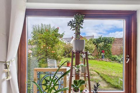 3 bedroom semi-detached house for sale, Armscroft Road, Gloucester, Gloucestershire, GL2