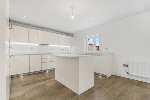 4 bedroom detached bungalow for sale, Regent Way, Brentwood CM14