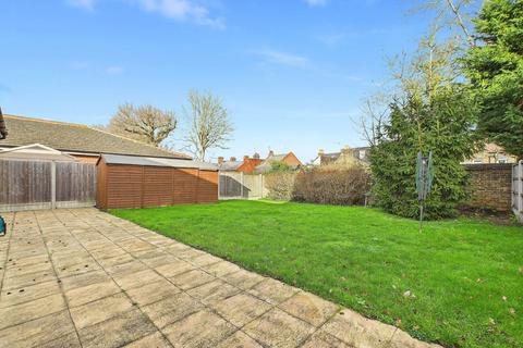 4 bedroom detached bungalow for sale, Regent Way, Brentwood CM14