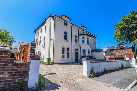 undefined, Walmer Road, Southport PR8