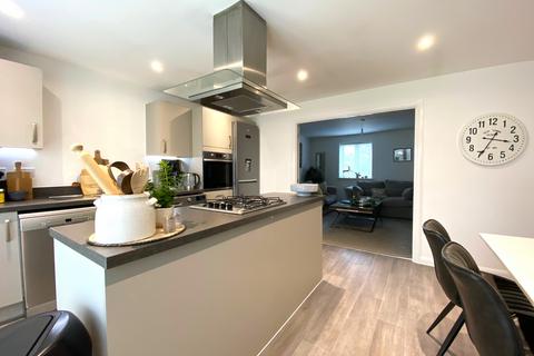 3 bedroom detached bungalow to rent, Holloway Lane, Witney OX29