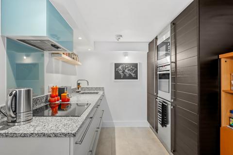 2 bedroom apartment for sale, Cadogan Road, London SE18