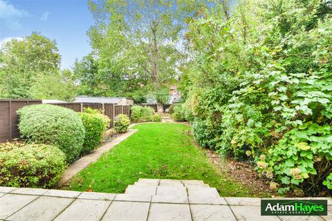 undefined, Woodberry Grove, London N12