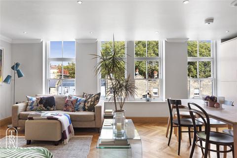 3 bedroom apartment for sale, School Mews, London, E1