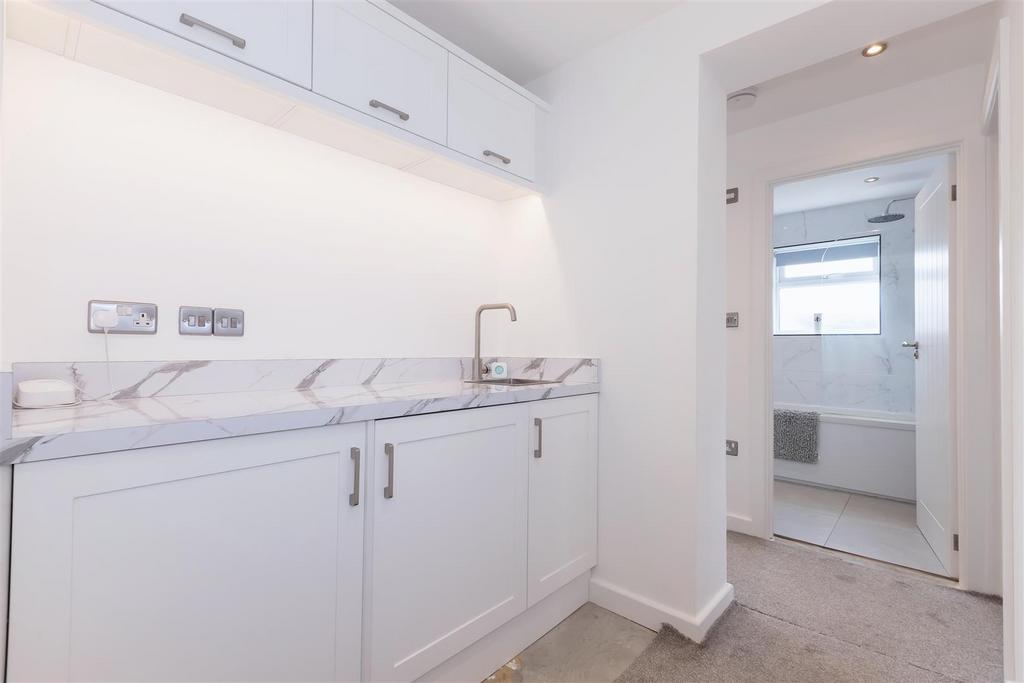 West Onslow Close 3.jpg