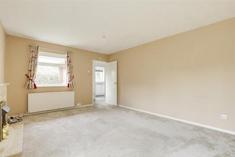 1 bedroom detached bungalow for sale, Wollaton Paddocks, Nottingham NG8