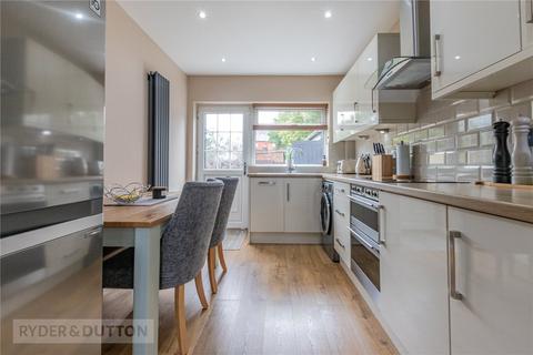50 Bracken Close, Springhead, Oldham, OL4 4PB