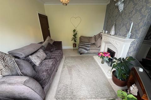 2 bedroom semi-detached bungalow for sale, Old Road, Thornton, Bradford