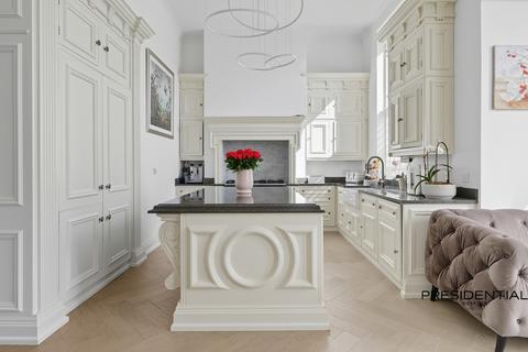 2 bedroom apartment for sale, Woodford Green IG8