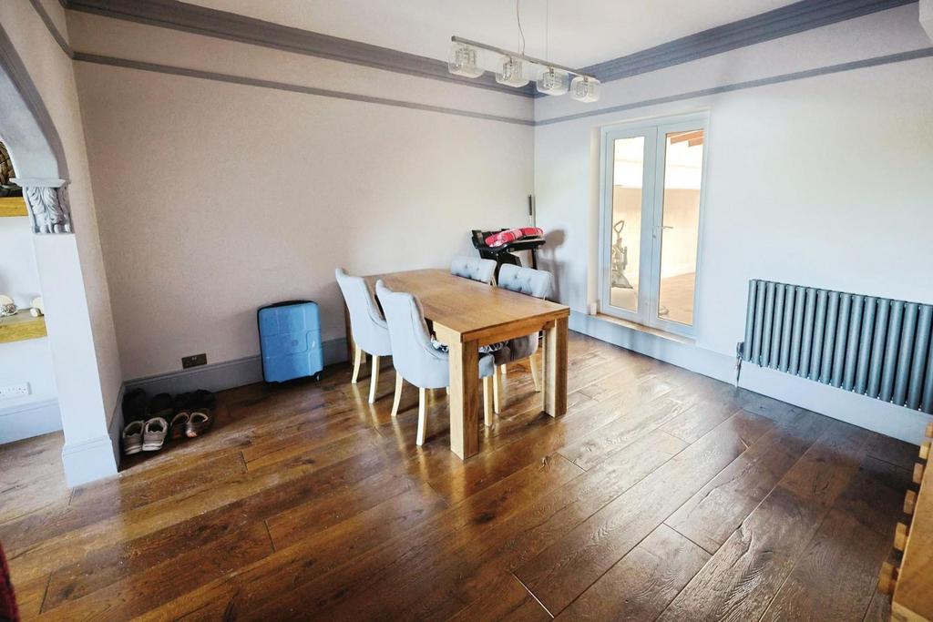 0082410c-PK7 A7130.JPG