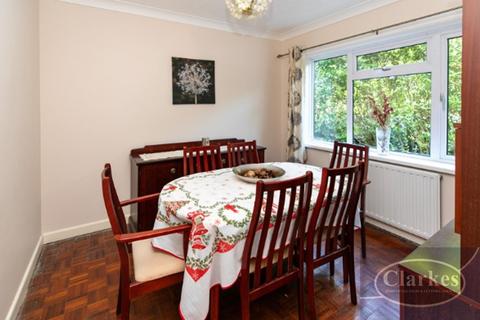 4 bedroom detached bungalow for sale, Draper Road, Bournemouth