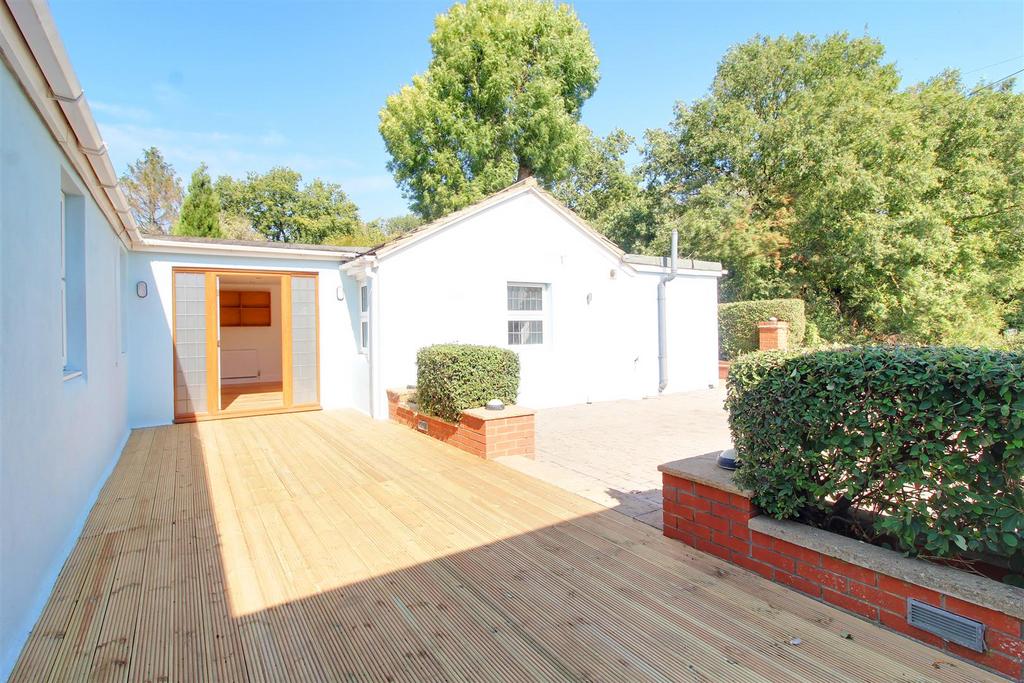 IMG 9109-IMG 9111.jpg