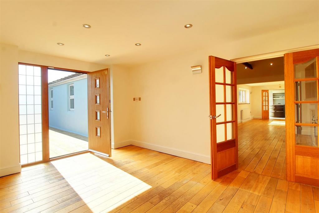 IMG 9007-IMG 9009.jpg