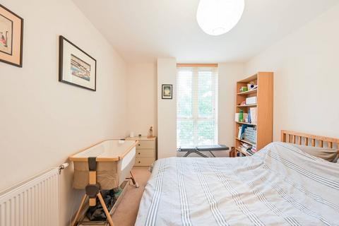 1 bedroom flat for sale, 6 Gresham Place, London E3