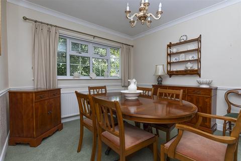 3 bedroom detached house for sale, Gatesgarth Crescent, Huddersfield HD3