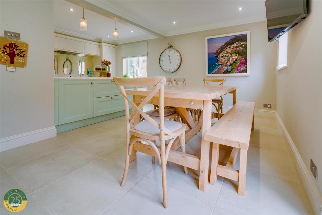Dining Room 1.jpg