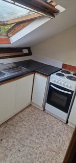 6 bedroom house to rent, Room 6, 34 Cliff Road