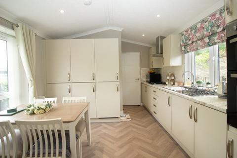 2 bedroom park home for sale, Orchard Drive, Ham Manor Park, Llantwit Major, CF61