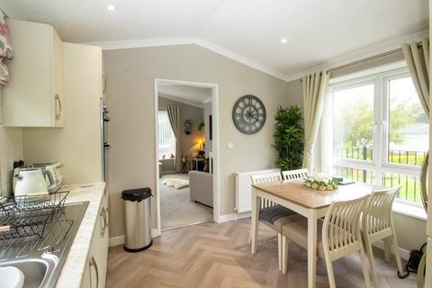 2 bedroom park home for sale, Orchard Drive, Ham Manor Park, Llantwit Major, CF61