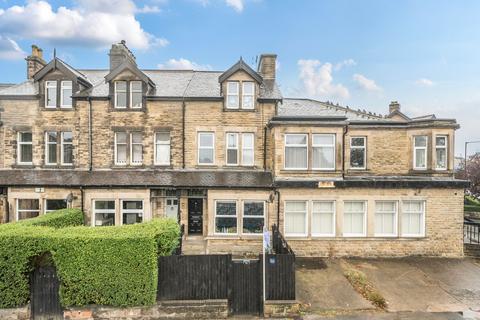 4 bedroom terraced house for sale, Skipton Road, Harrogate, HG1