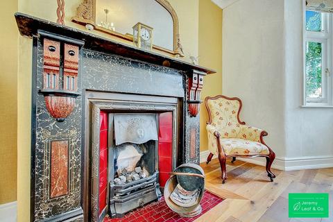 5 bedroom house for sale, Holdenhurst Avenue, London, N12