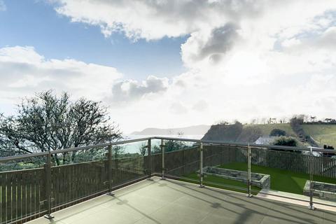 Plot for sale, Lovering Dry, Charlestown