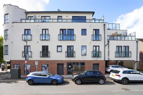 2 bedroom flat for sale, Sandringham Avenue, Wimbledon Chase SW20
