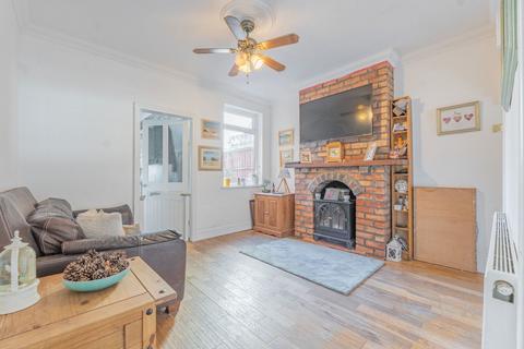 2 bedroom terraced house for sale, Lincoln Road, Birmingham B27