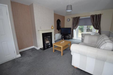 3 bedroom end of terrace house for sale, Perth Avenue, South Shields