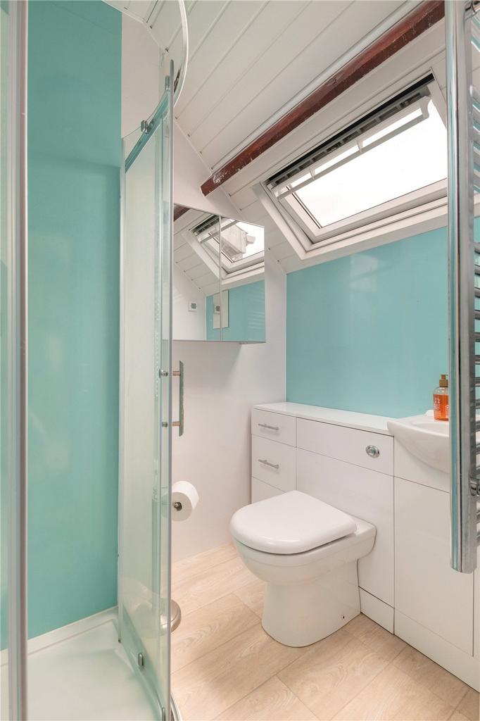 En Suite 1
