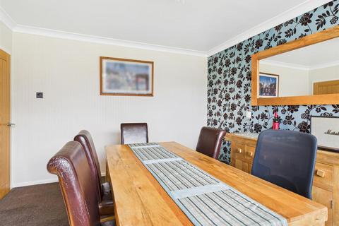 2 Ash Grove, Stourbridge, DY9 7JL
