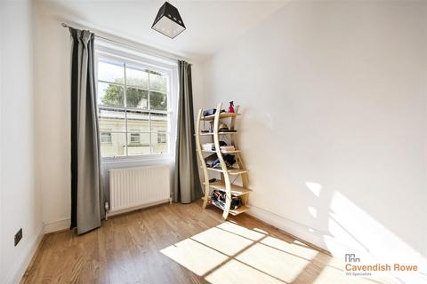 2 bedroom apartment for sale, Gloucester Terrace, London