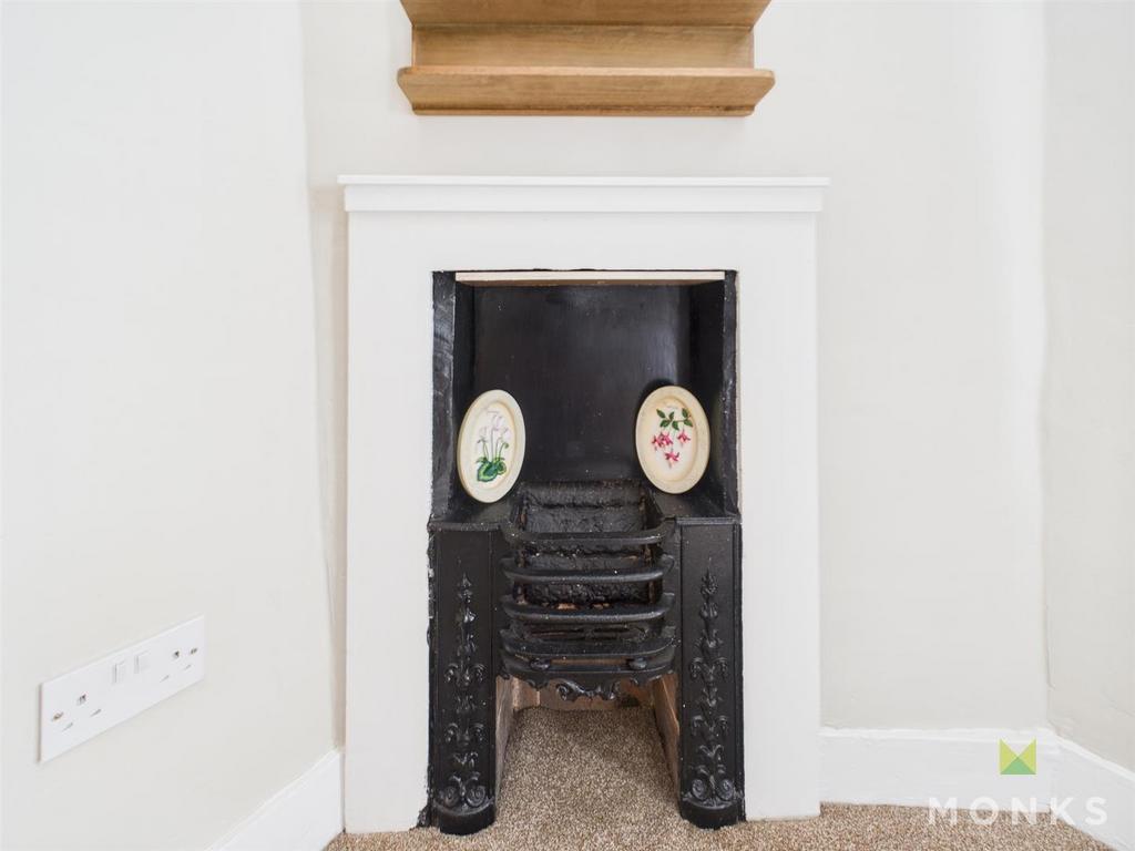 CAM01520 G0-PR0274-STILL023.jpg