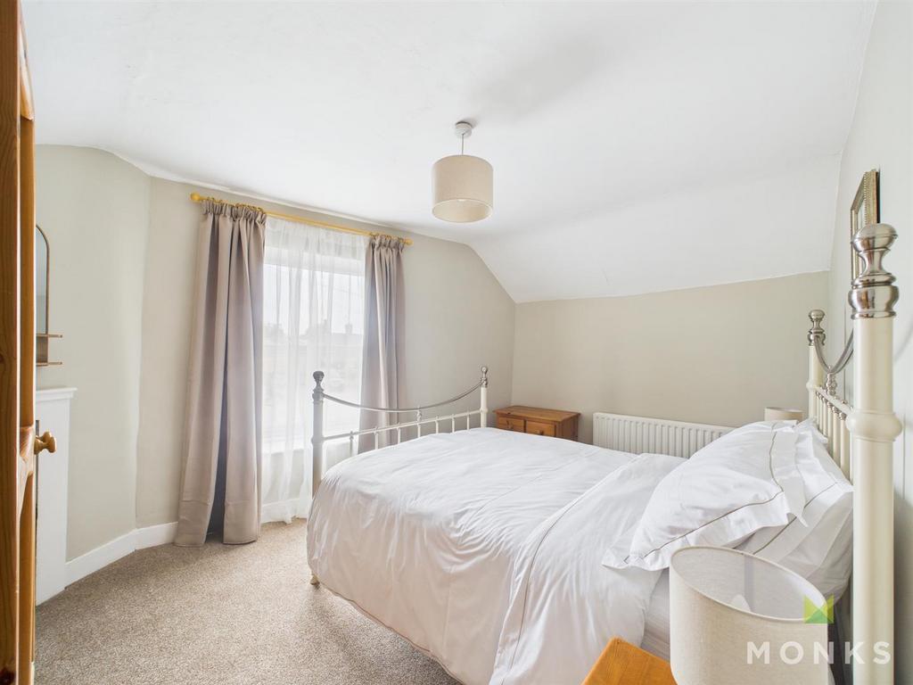 CAM01520 G0-PR0274-STILL024.jpg