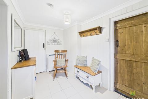 3 bedroom detached house for sale, Maesbury Marsh, Oswestry