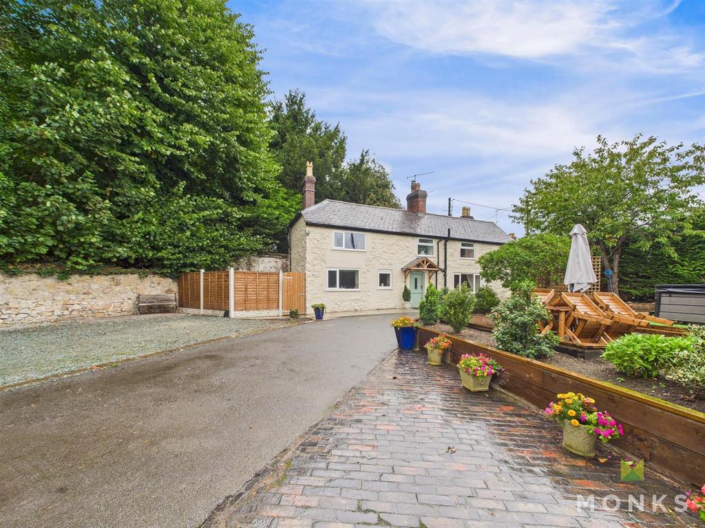 CAM01520 G0-PR0274-STILL036.jpg