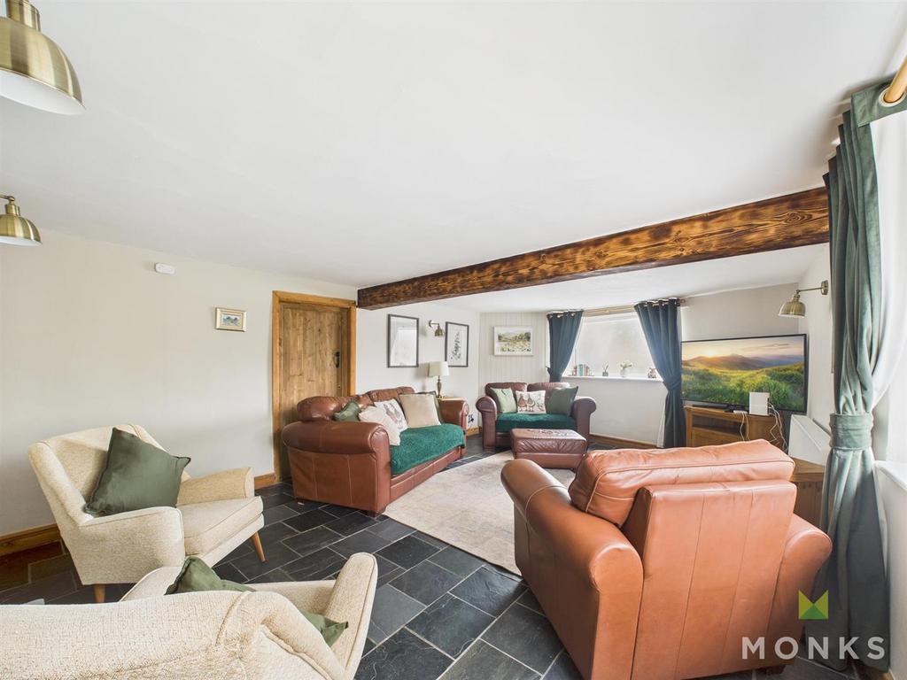 CAM01520 G0-PR0274-STILL008.jpg