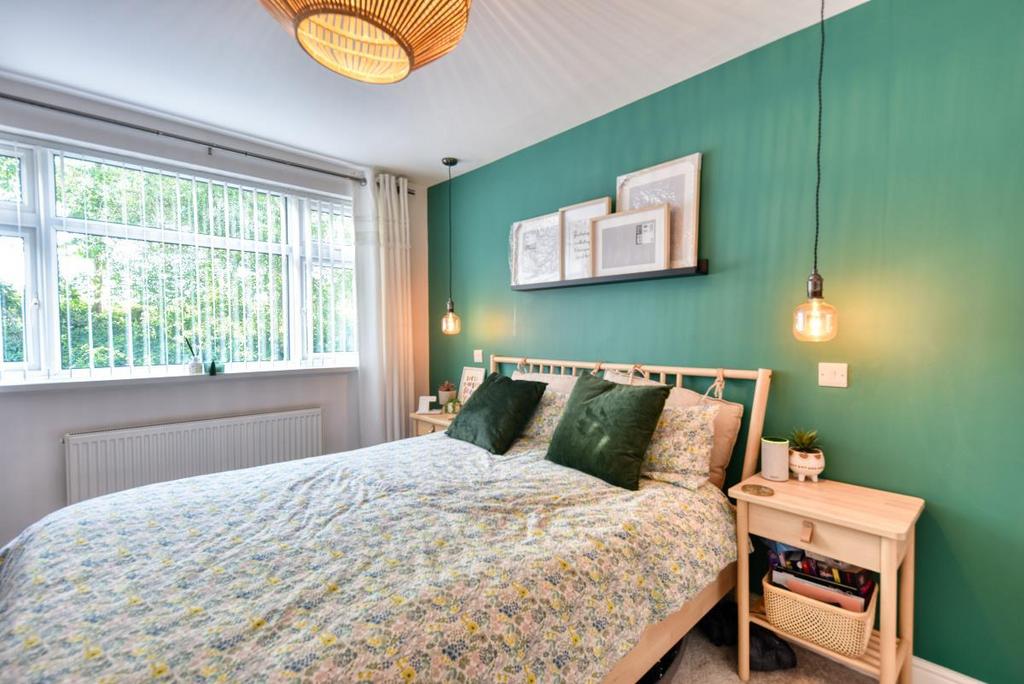 0 CKUKl7 SVU2w GOYTx4 YRVg.jpg