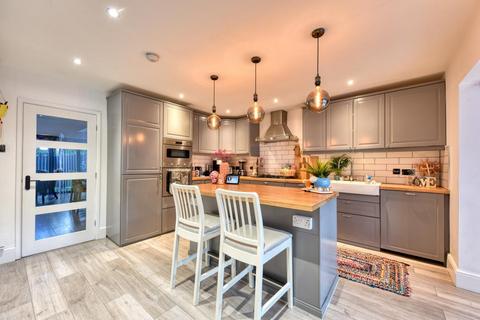 3 bedroom detached house for sale, Lorimer Avenue, Gedling, Nottingham