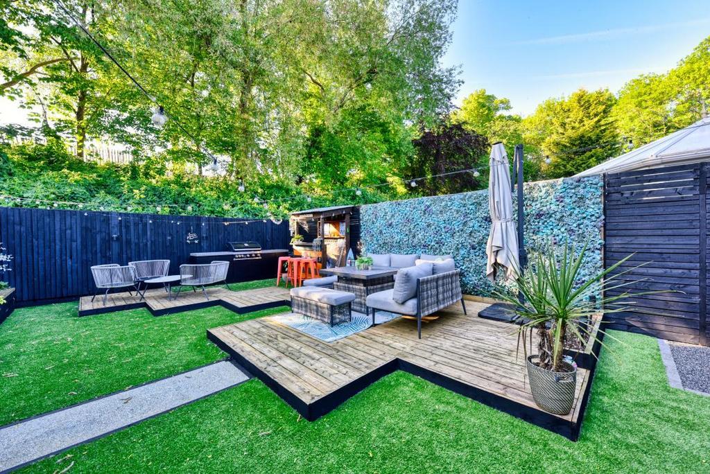 E KXUt Leo0qjki O0 K-43l A.jpg